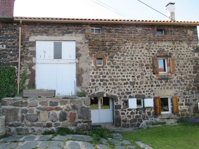 Ancienne ferme, toiture neuve