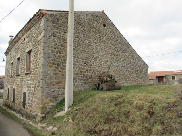 Ancienne ferme indépendante